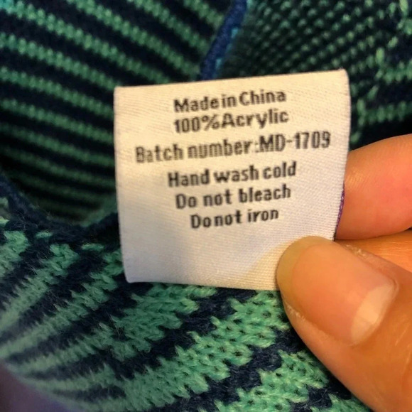 Boho Cozy Women Scarf Wrap with Hands pockets Multicolor - Picture 4 of 5